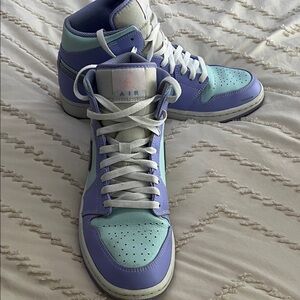 Nike Air Jordan Mens High-Top Sneakers - Purple and Blue